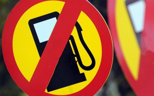 När förbjuds diesel och bensinbilar?